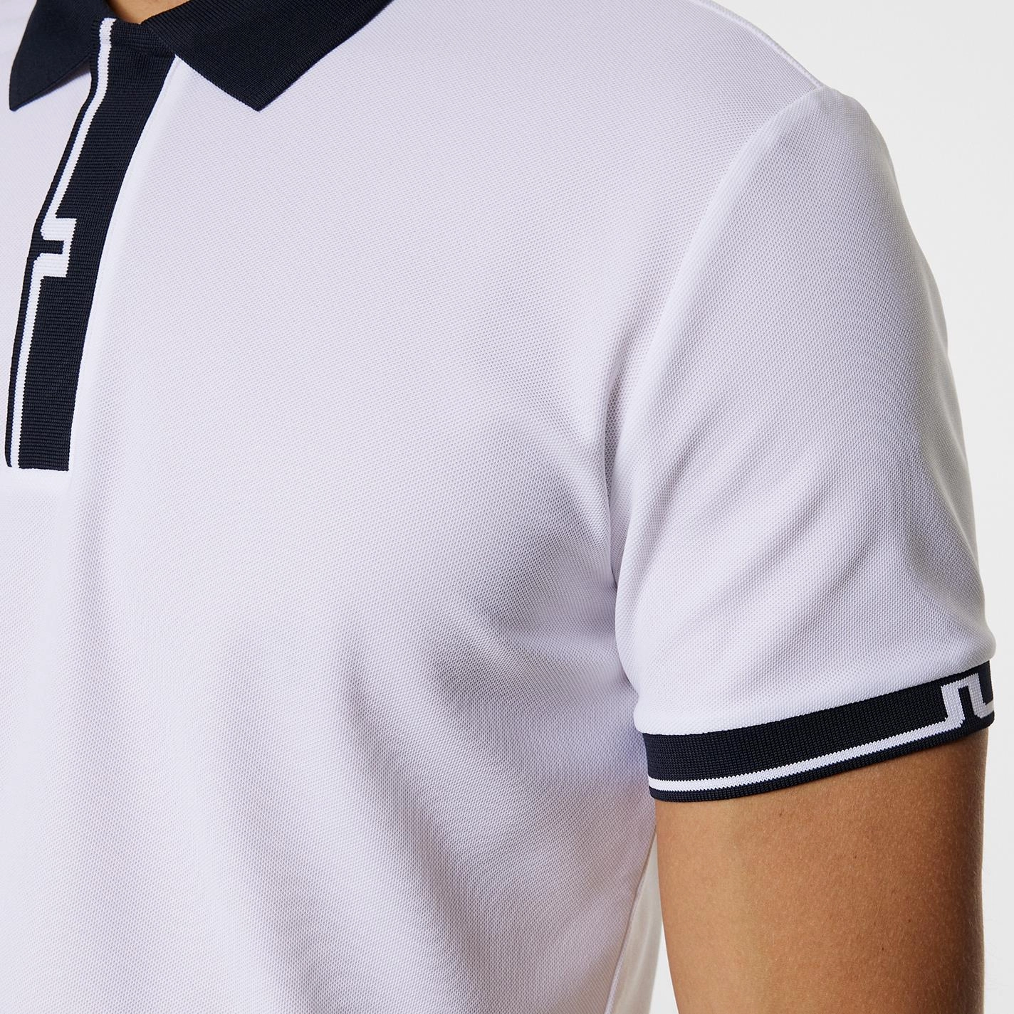 Bay Slim Fit Polo White J.Lindeberg Golfwear for Men