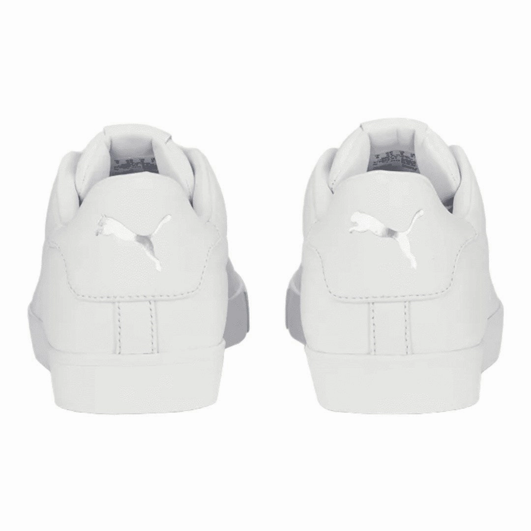 Puma Fusion Classic Golf Shoes 376982 Rubber Sole Sneakers, Close-Up Of Sneakers