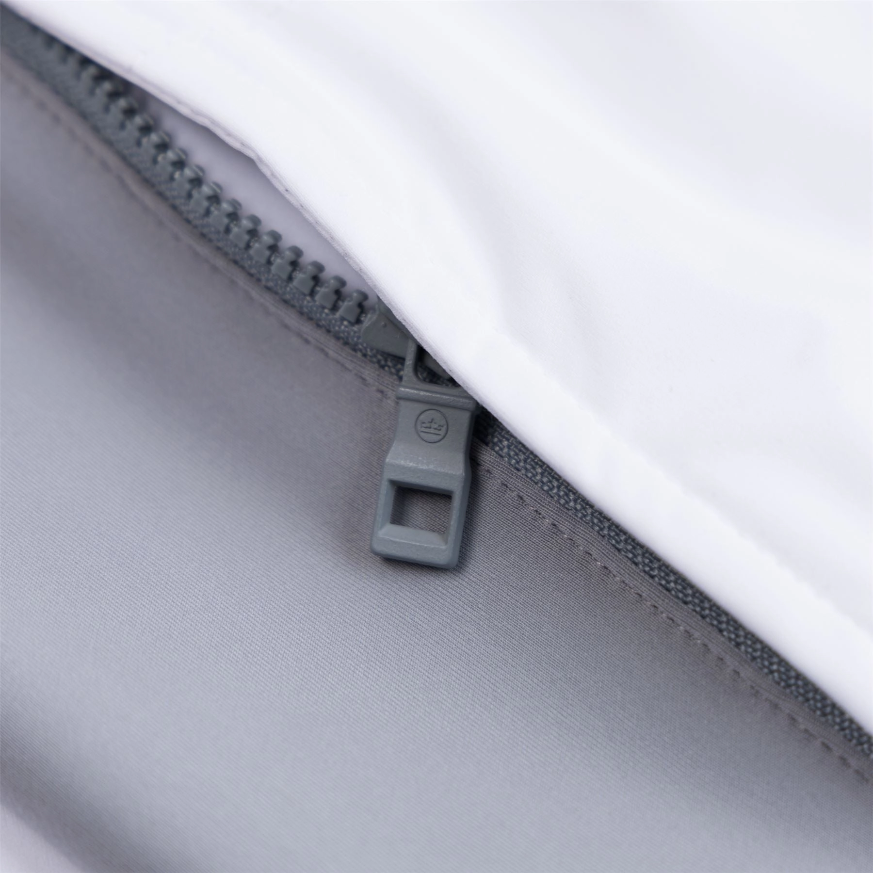 Endeavor Classic Fit Hybrid Jacket White/Grey Peter Millar Menswear Collection