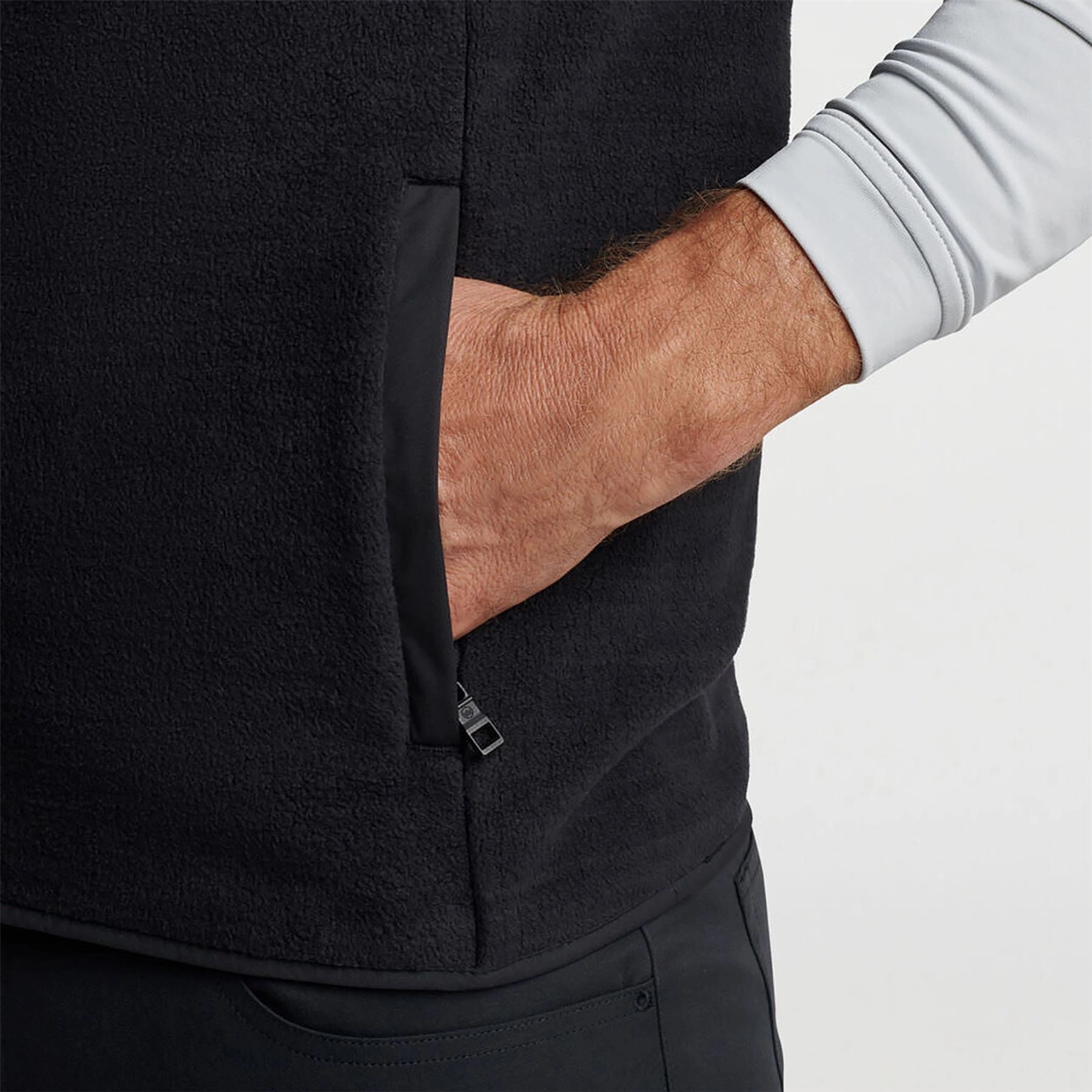 Fade Full Zip Mid Vest Black Peter Millar Menswear Collection