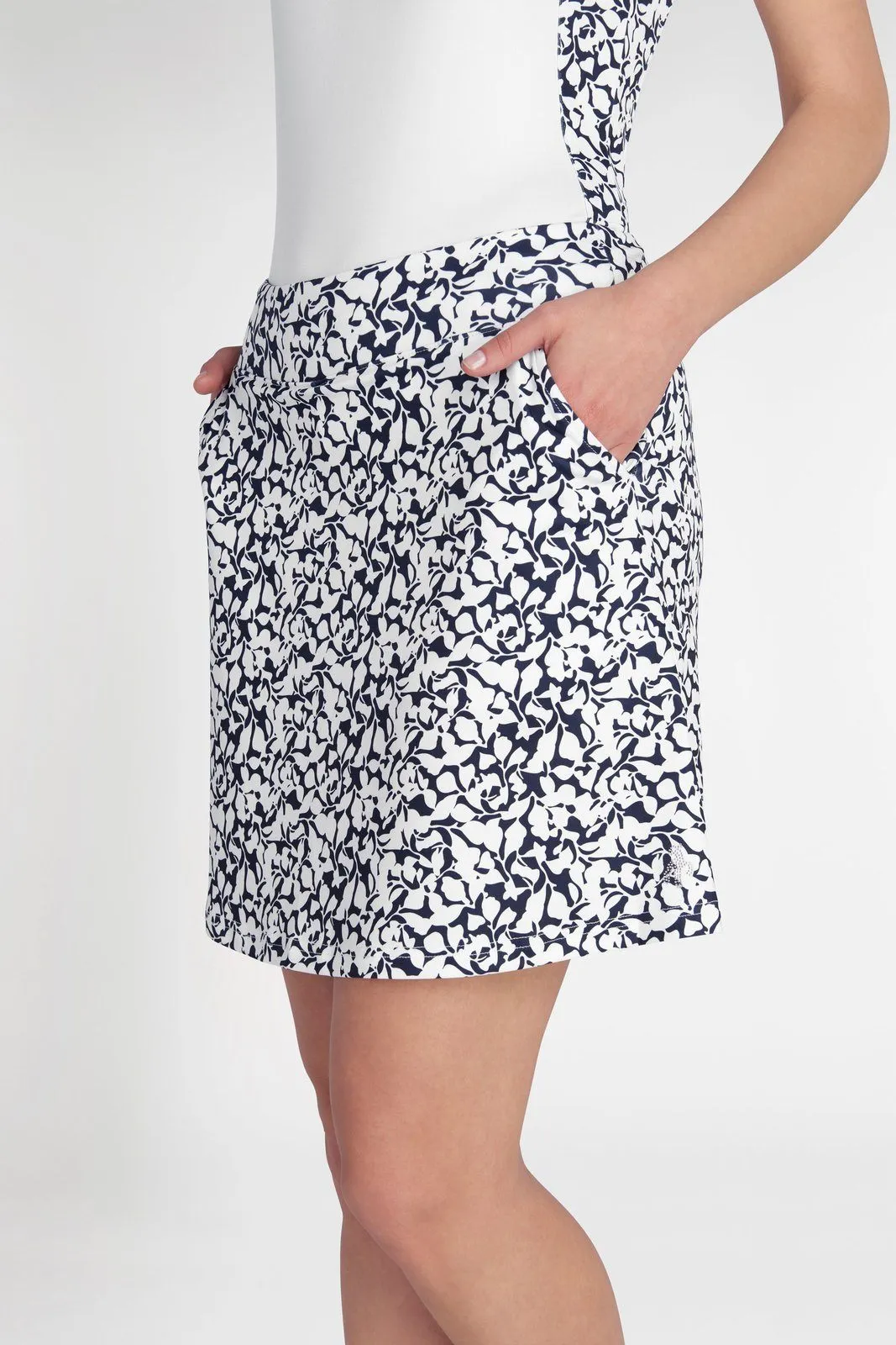 Green Lamb Ladies Kelsey Printed Flared Golf Skort SG22935