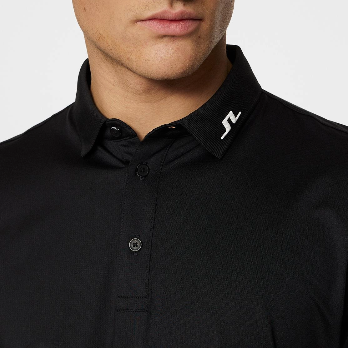 Heath Strike Regular Fit Polo Black J.Lindeberg Golfwear for Men