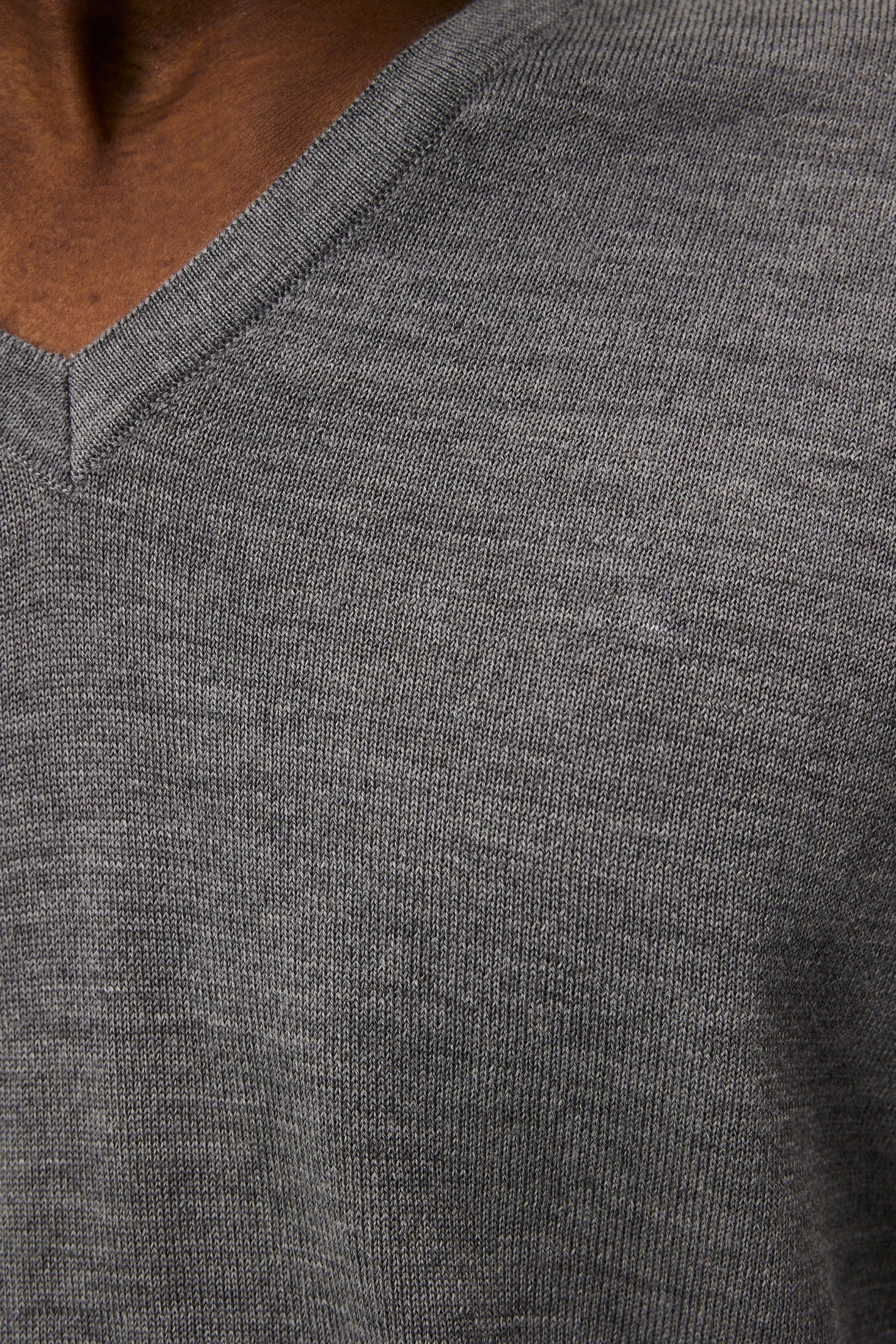 J.Lindeberg Lymann Mens V-Neck Fine Merino Sweater - GREY MELANGE J.Lindeberg Men's Apparel