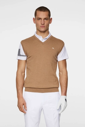 J.Lindeberg Men's Liam Knitted Wool Vest - TIGERS EYE J.Lindeberg men's golf clothing