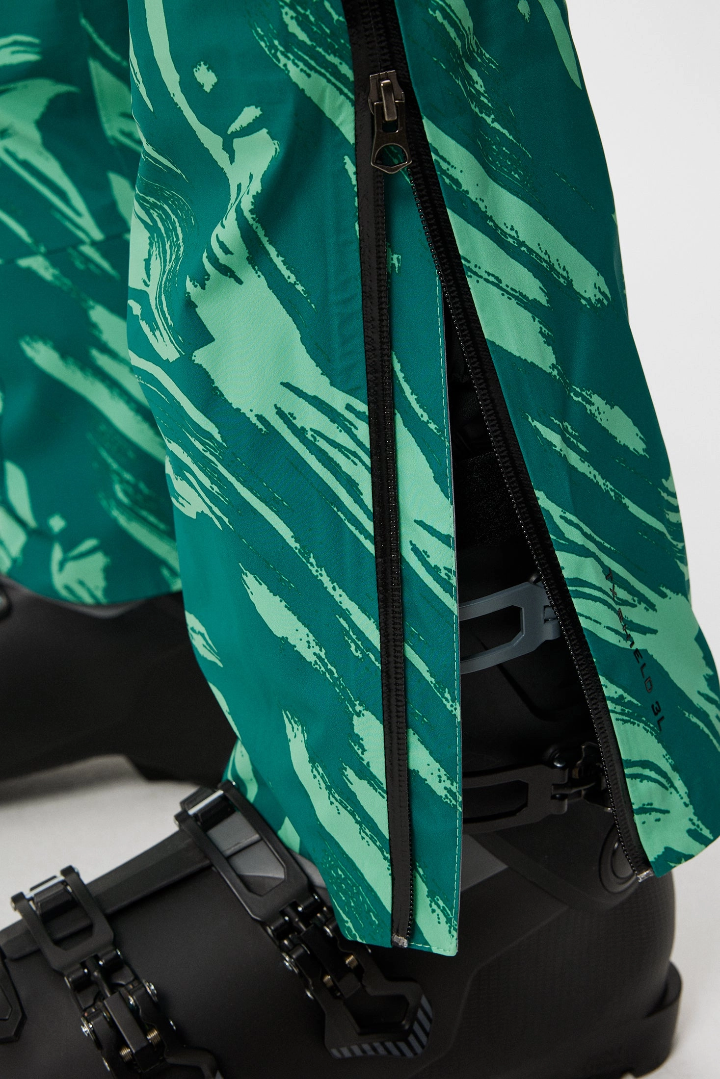 J.Lindeberg Mens Aerial Shell SKI Pant Printed - Green Valley J.Lindeberg Men's Apparel