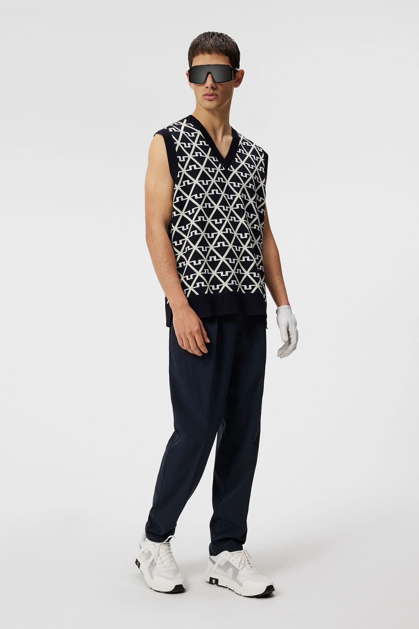 J.Lindeberg Mens Elian Knitted Vest - GEO JL NAVY J.Lindeberg Men's Apparel