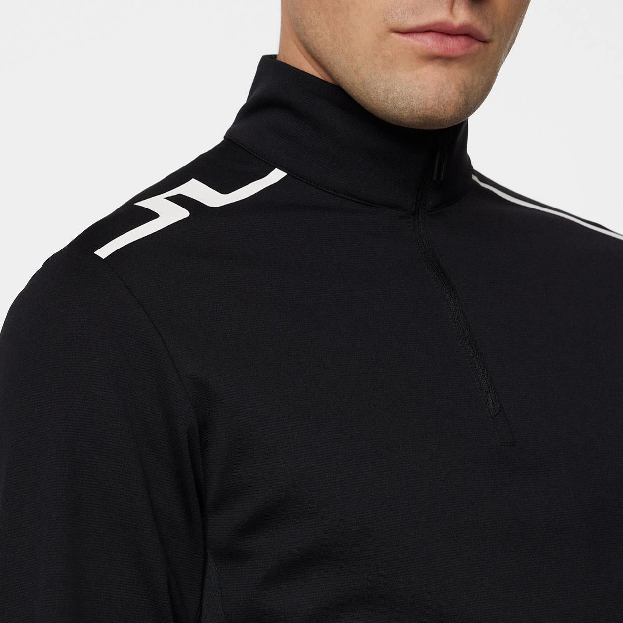 Leon Quarter Zip Mid Layer Black J.Lindeberg Golfwear for Men