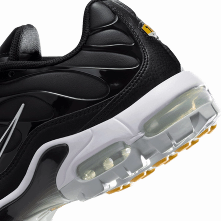 Nike Air Max Plus G Spikeless Golf Shoes - Black Men's Spikeless Golf Shoes