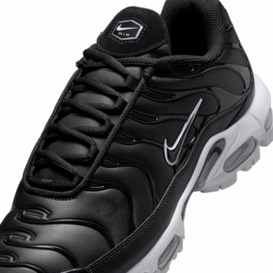 Nike Air Max Plus G Spikeless Golf Shoes - Black Men's Spikeless Golf Shoes