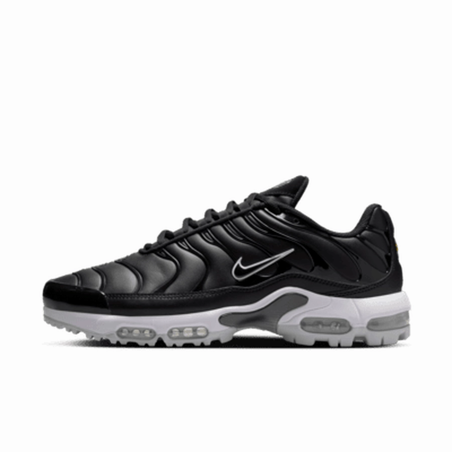 Nike Air Max Plus G Spikeless Golf Shoes - Black Mens spikeless golf shoes