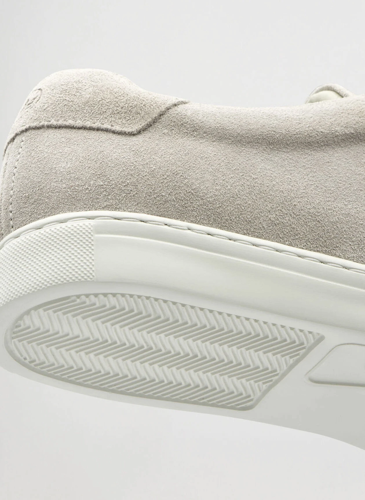 PETER MILLAR Men's Vantage Lite Suede Sneaker - PEARL GREY Men's Durable Golf Shoes