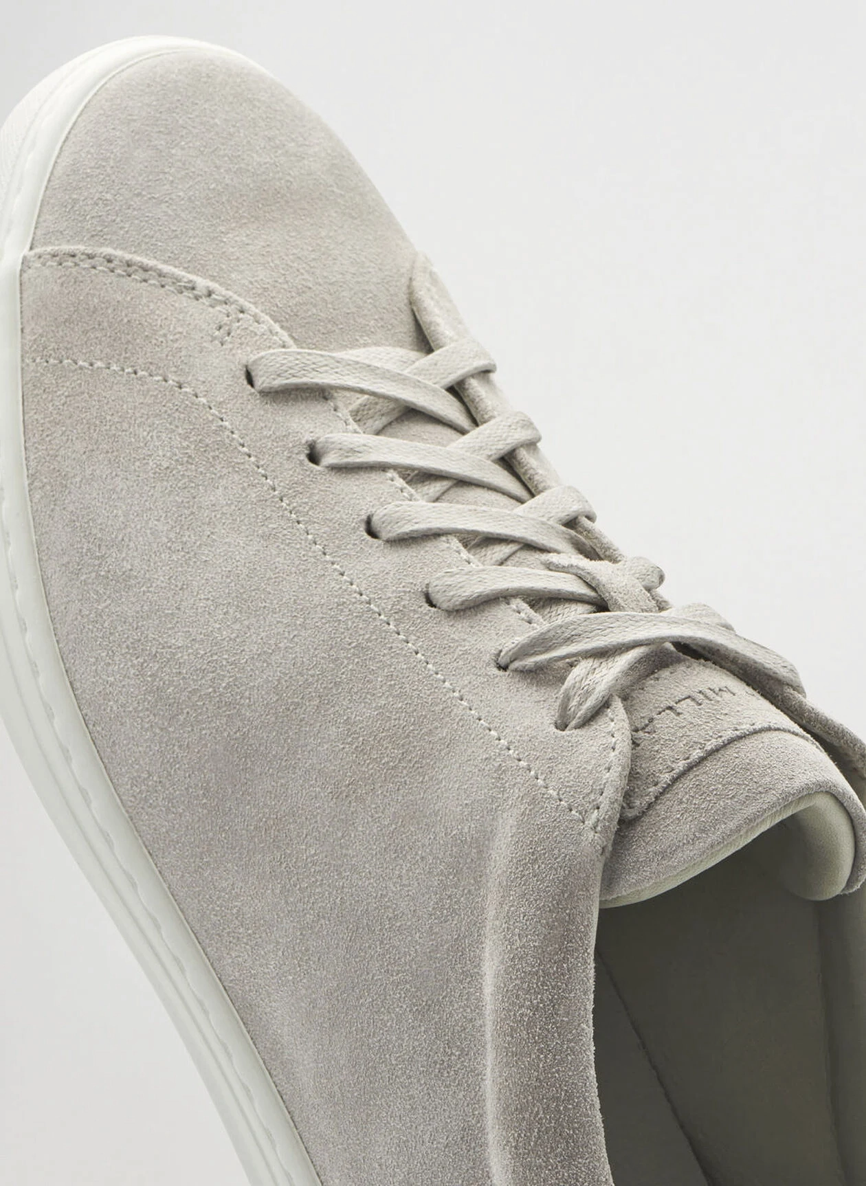 PETER MILLAR Men's Vantage Lite Suede Sneaker - PEARL GREY Men's Durable Golf Shoes