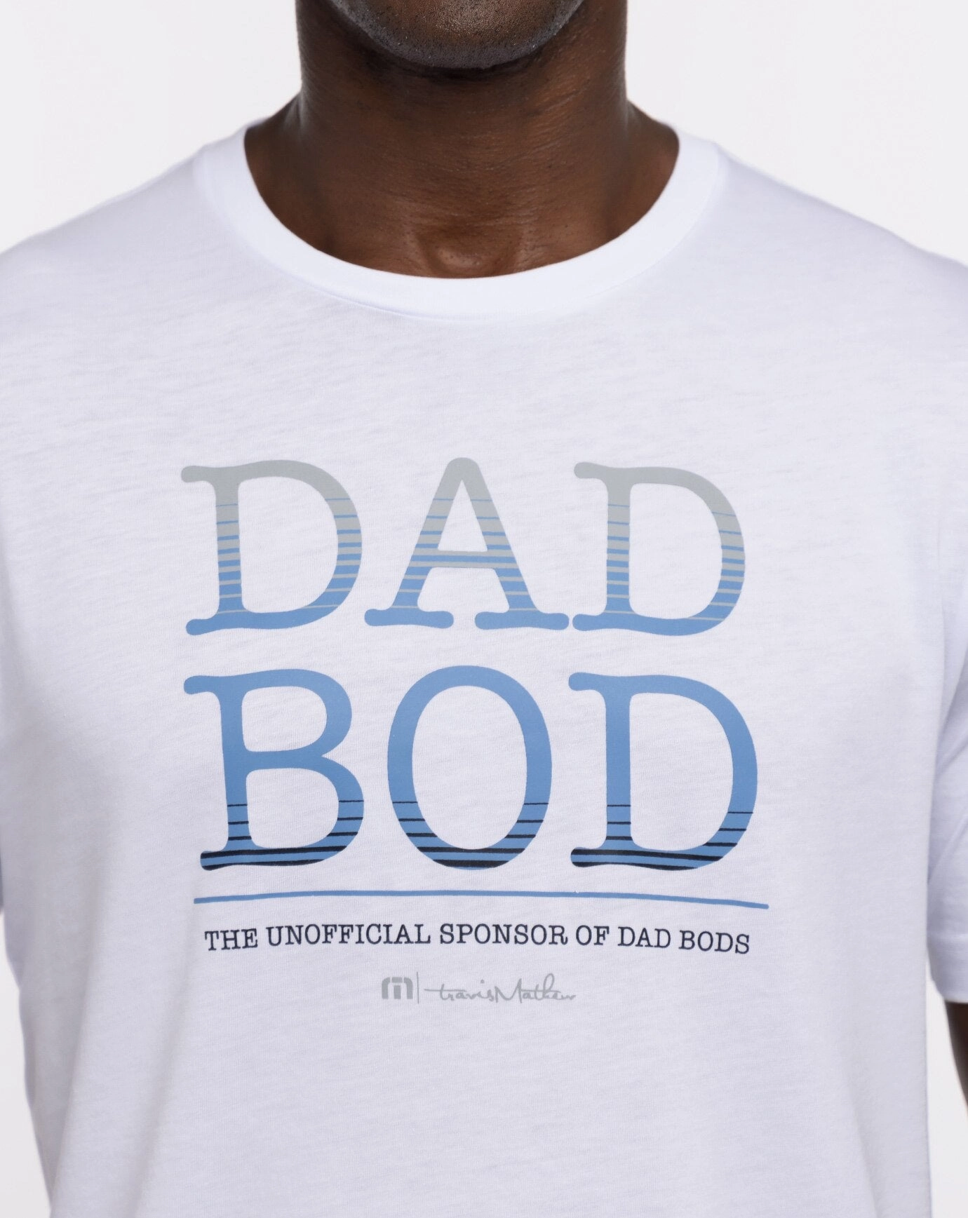 TRAVIS MATHEW MENS DAD BOD 2.0 T-SHIRT - WHITE/BLUE Travis Mathew Men's Golf Apparel