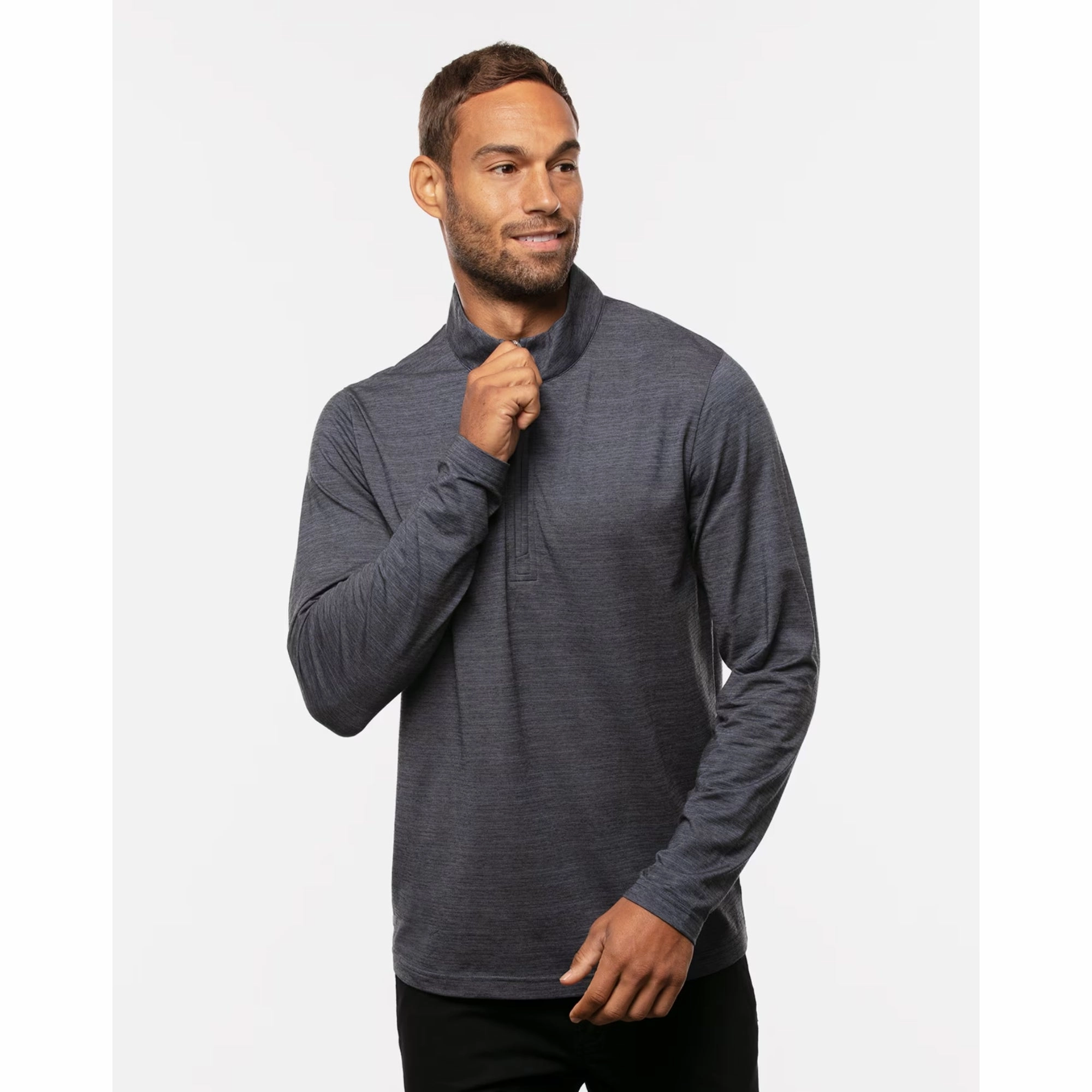 TRAVIS MATHEW MENS HAVASU 2.0 QUARTER ZIP PULLOVER - VINTAGE INDIGO/BLACK Travis Mathew men's golf apparel