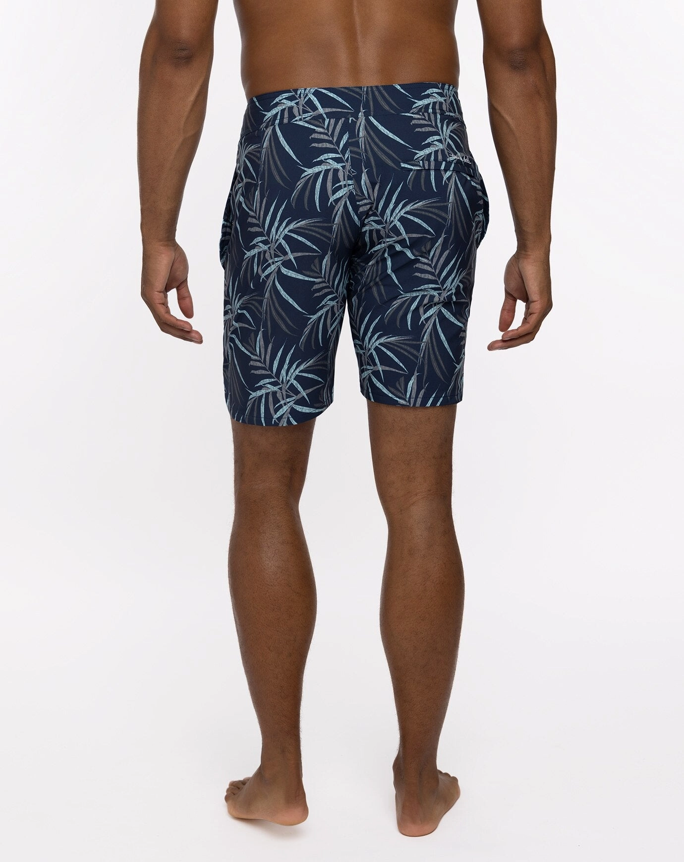 TRAVISMATHEW MENS TRAWLER SHORTS - DRESS BLUES Travis Mathew Men's Golf Apparel